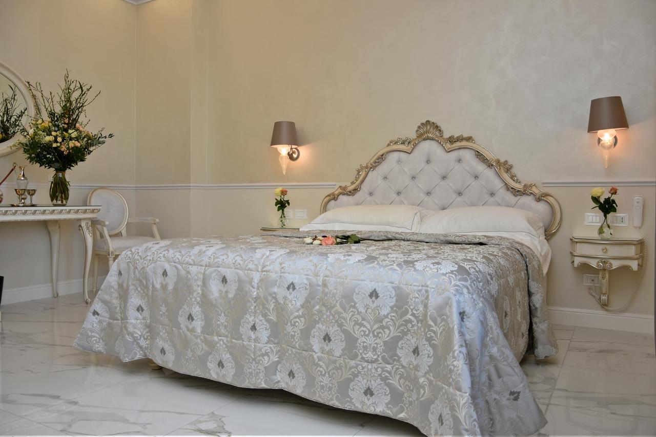 The Moon Boutique & Hotel Florencia